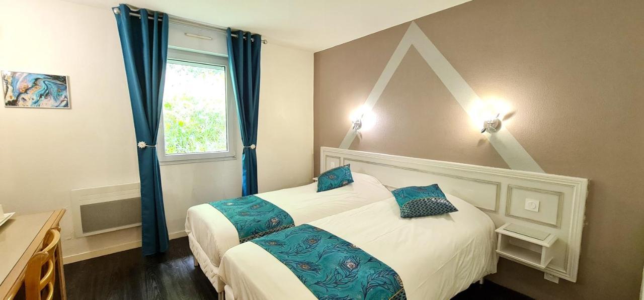 Fasthotel Oloron Hostellerie Du Paon Blanc Lurbe-Saint-Christau Eksteriør bilde